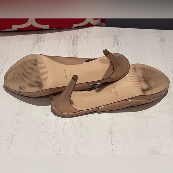 Nine West Tan Patent Leather Peep Toe Heels - NWT - Picture 8 of 8